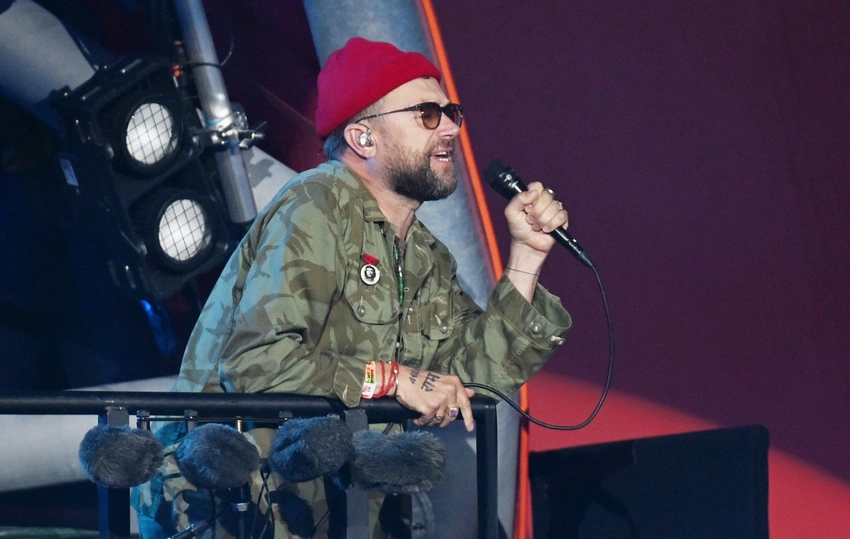 Artists Speak Up: Is Silence Golden or Shameful?