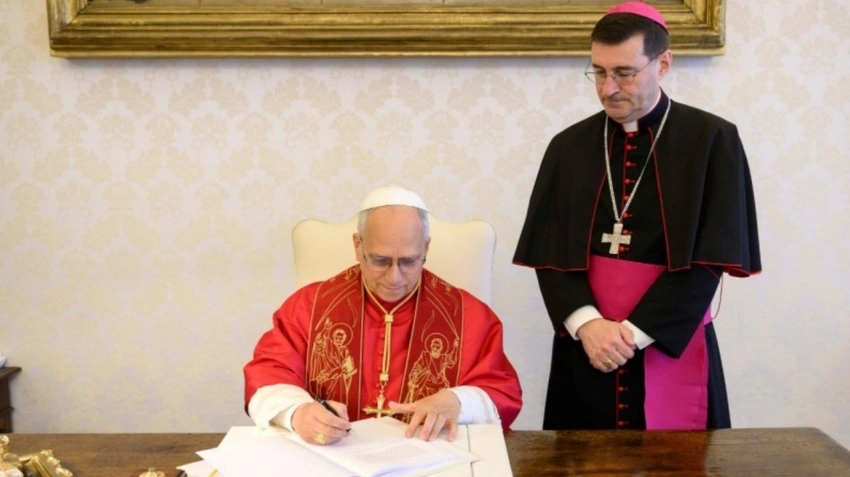 Pope & AI Billionaire Issue Warning: Tech Job Losses a 'Moral Imperative'