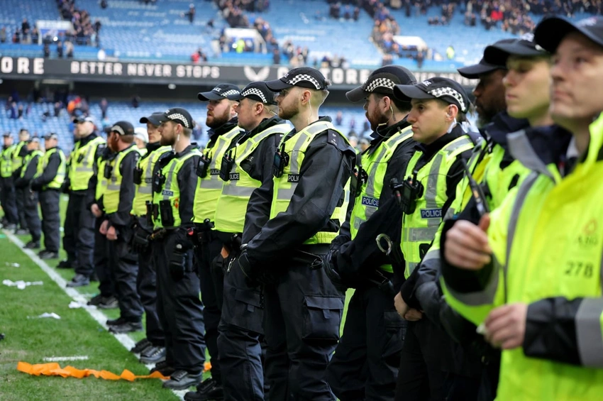 Nine arrested after 'unacceptable' Old Firm clash at Ibrox
