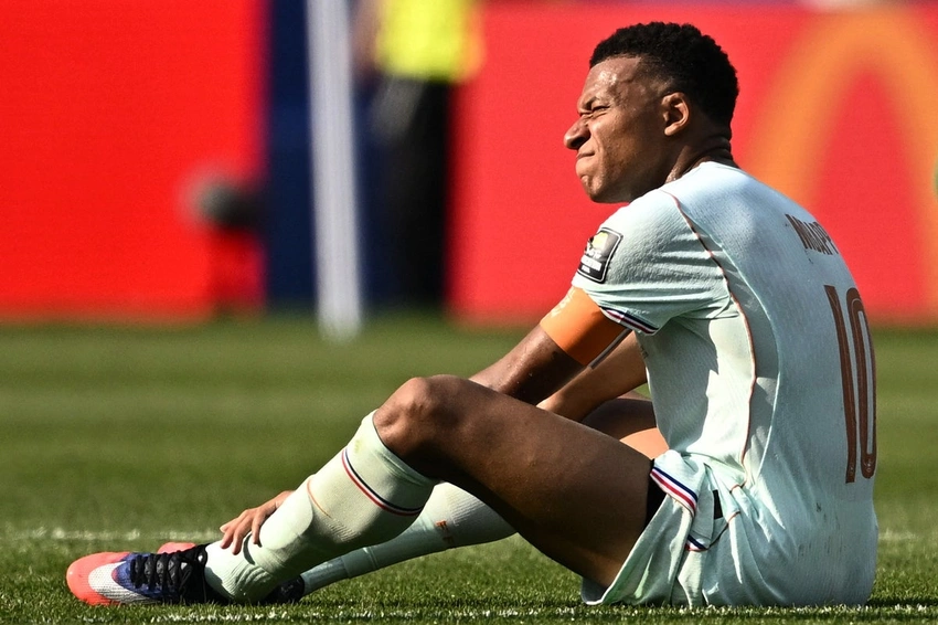Mbappe Injury Scare After France's World Cup Semi-Final Triumph!