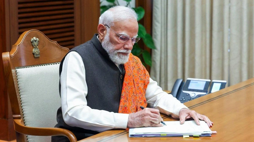 PM Modi's 25 Years: How Leadership Transformed India! 🚀
