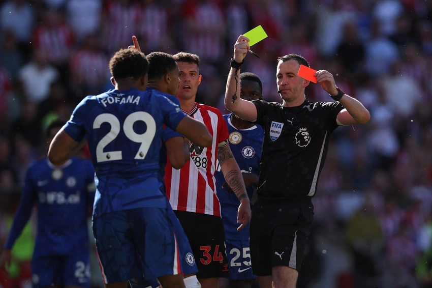Hear Refs Live! Premier League Set to Broadcast On-Pitch Audio