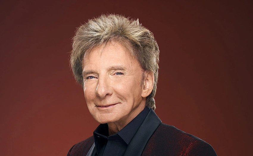 Barry Manilow Postpones Vegas Residency to Focus on Recovery