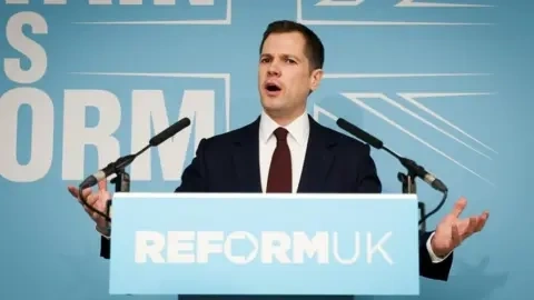 Jenrick's Defection: Can He Unite The Right with Reform UK?