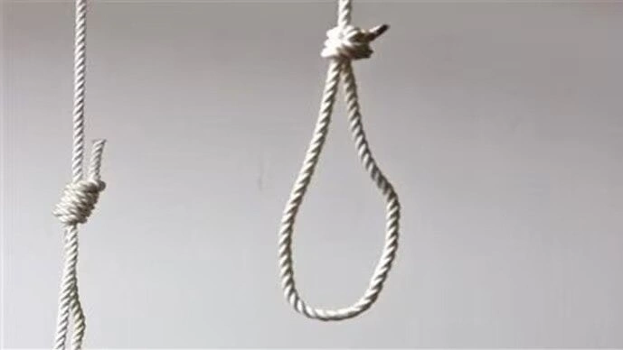 Tragedy in Kanpur: Gold Medallist Engineer Dies After 50 Job Attempts