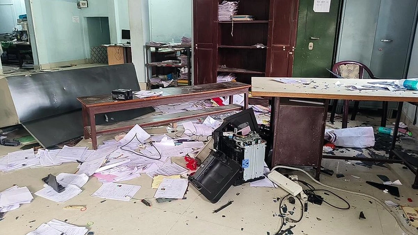 Bengal SIR Protests Turn Violent as BDO Offices Vandalised