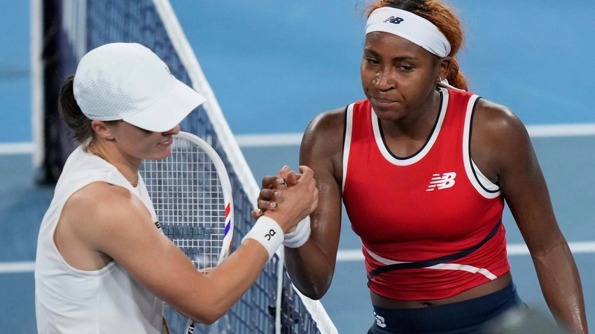 Tennis stars unite over privacy at Australian Open