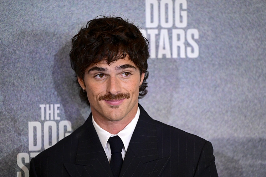 Jacob Elordi Ducks Bond Buzz at 'The Dog Stars' Premiere! 🎬