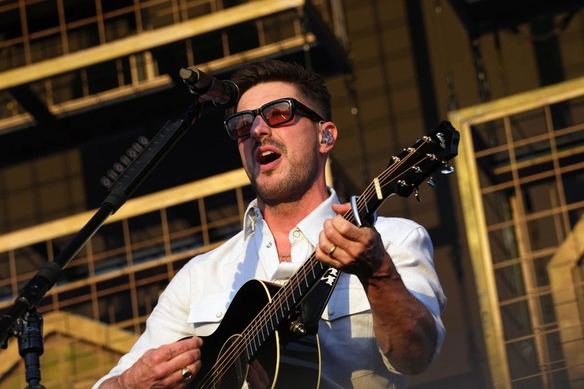 Shania Twain & Hozier Shock Fans with Mumford & Sons at BST Hyde Park!