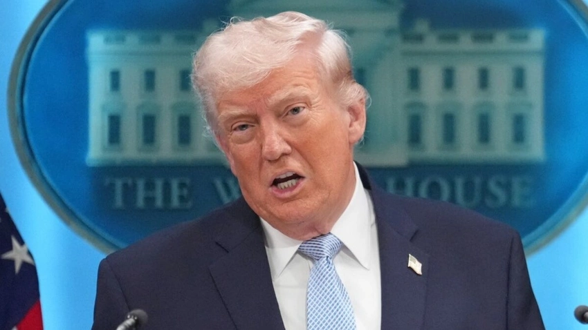 US Threatens Strait of Hormuz Blockade as Iran Mine Chaos Unfolds