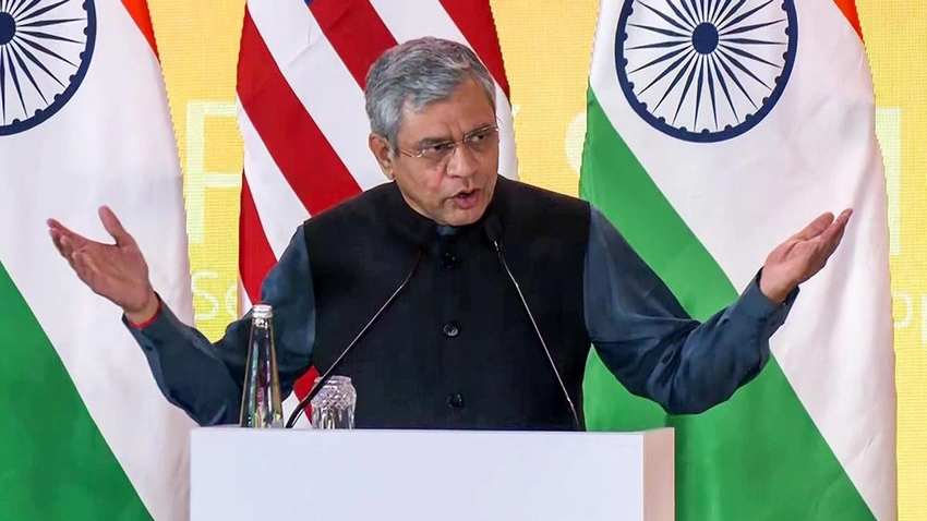 AI Summit in Delhi draws $250B in investments, 5 lakh visitors