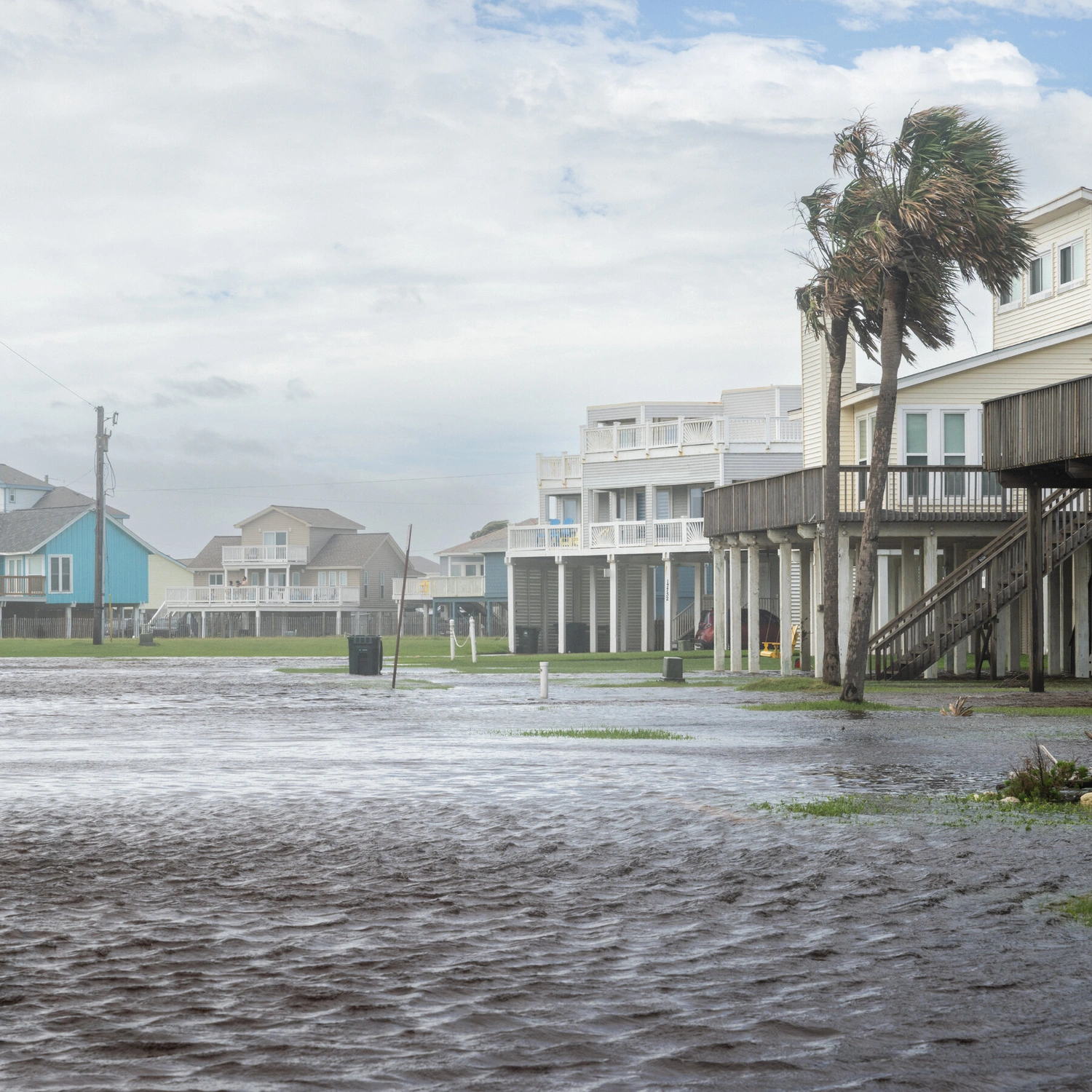 Southeast Braces for Life-Threatening Floods as Arthur's Remnants Linger