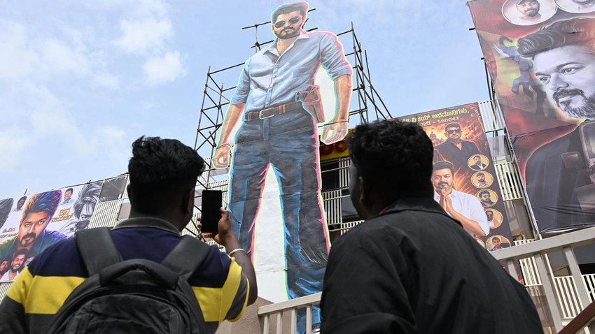 CM Vijay's "Jana Nayagan" Defies Piracy, Smashes Advance Booking Records!