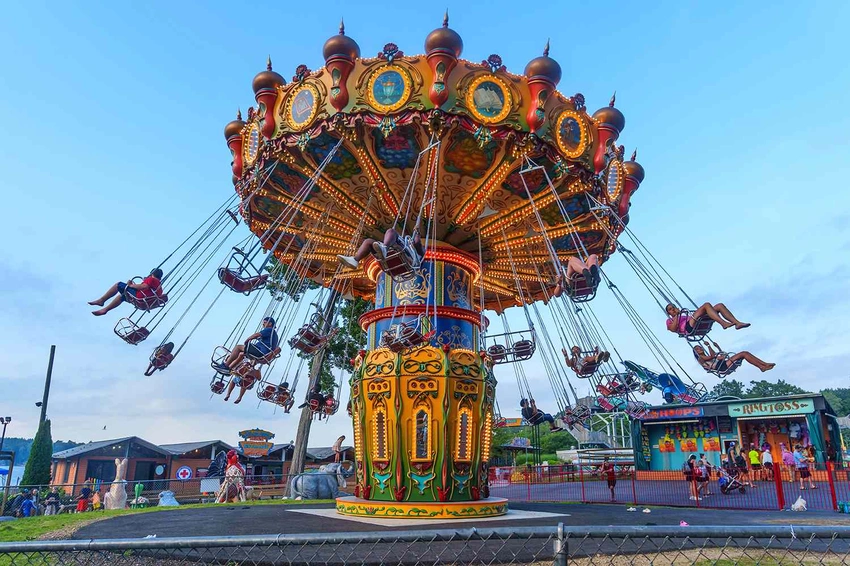 Thrill Seeker's Dream: Most Affordable US Amusement Park Revealed, and It's Not Where You Think!