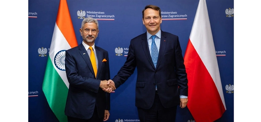 Jaishankar hits back at selective targeting over Ukraine in New Delhi talks