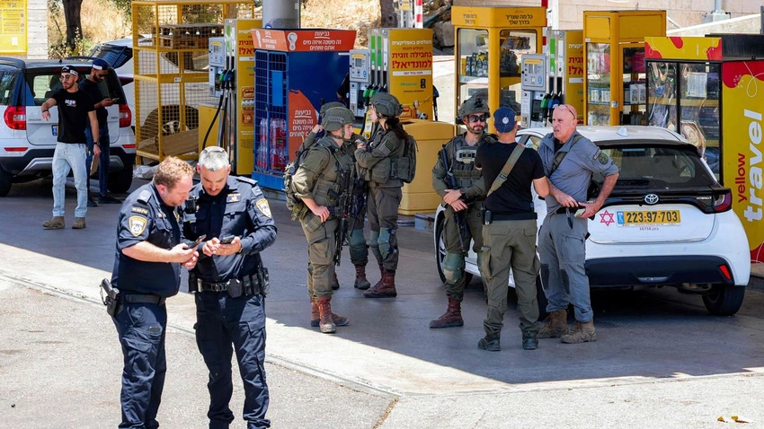 Deadly Attack: Gunman Kills One, Injures Five in Central Israel