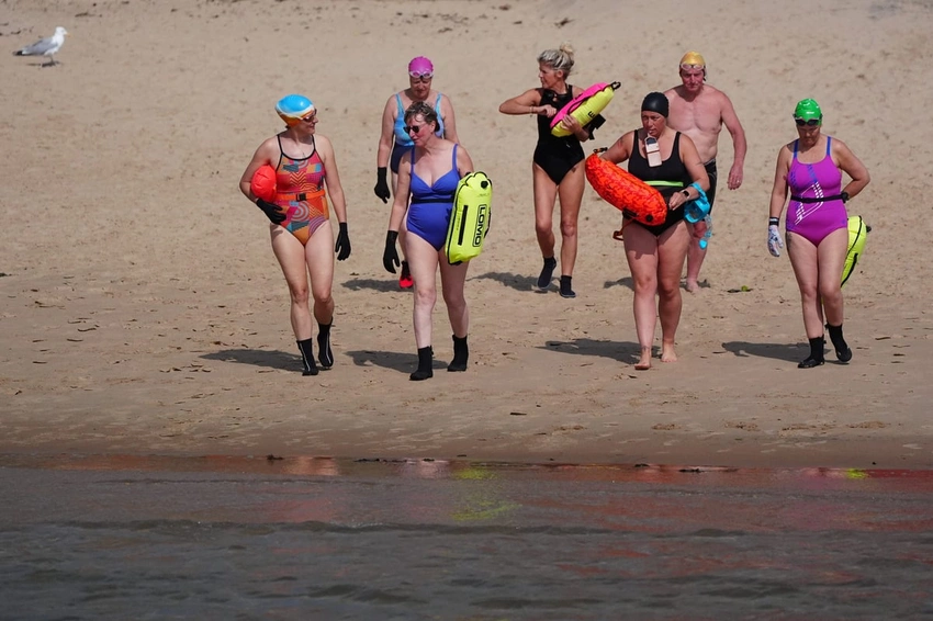 UK on Red Alert: Record Heatwave Grips Europe, Schools Close!