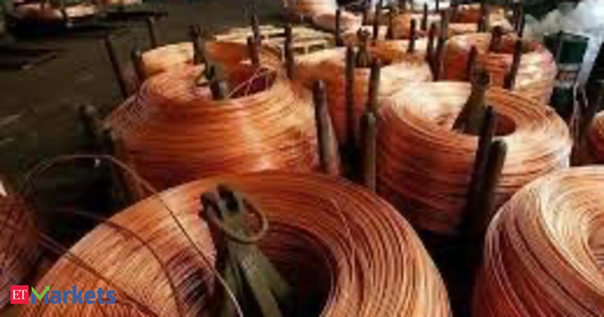 2026 Metal Outlook: Why Copper and Aluminum are the Next Big Investment Bets