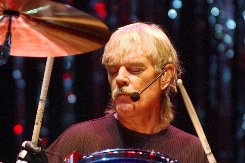 Rock World Mourns: ZZ Top Drummer Frank Beard Dies at 77