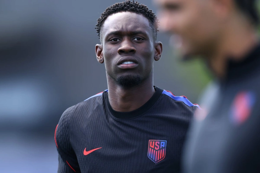 Trump's Call & FIFA Controversy: Balogun's Red Card Overturned!