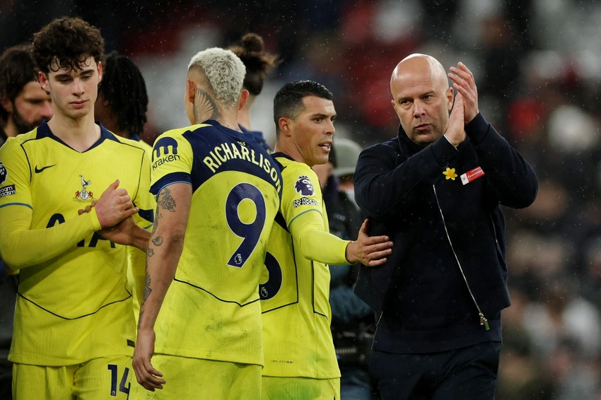 Szoboszlai urges Liverpool fans to back the team after late Spurs equaliser