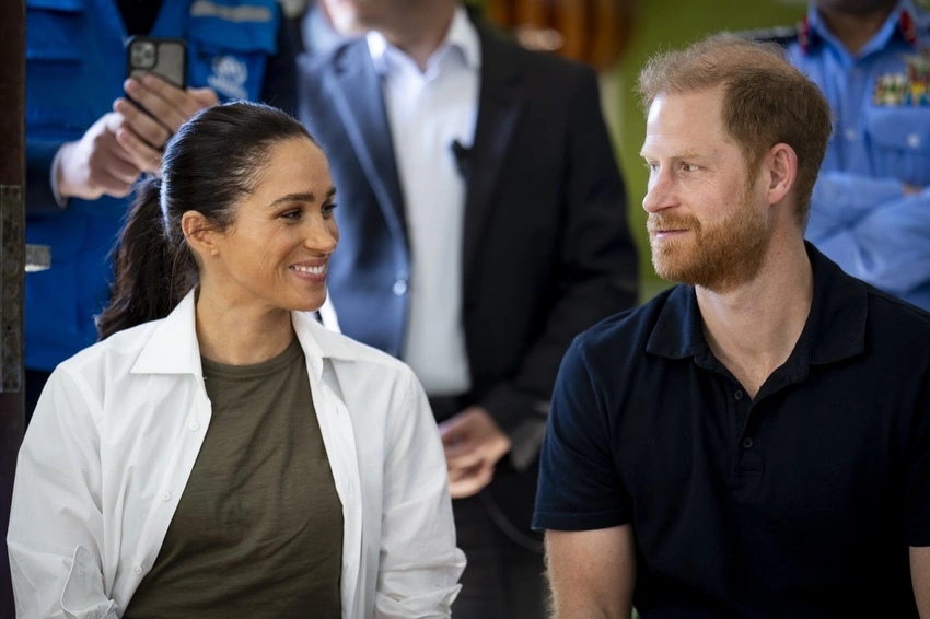 Prince Harry & Meghan: UK Return Confirmed! Children Enrolled in School 👑🇬🇧