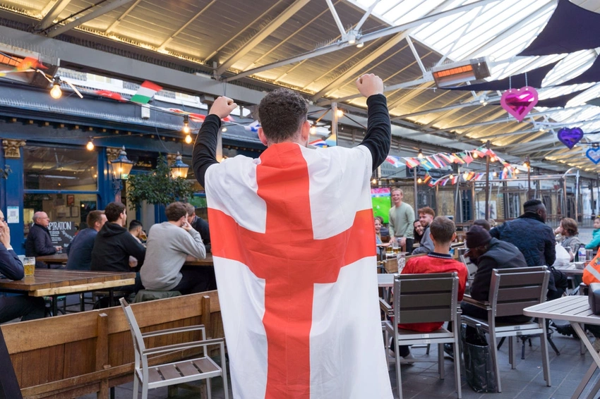 UK Economy Beats Odds: World Cup & Heat Boost Growth Amidst Iran War Woes!
