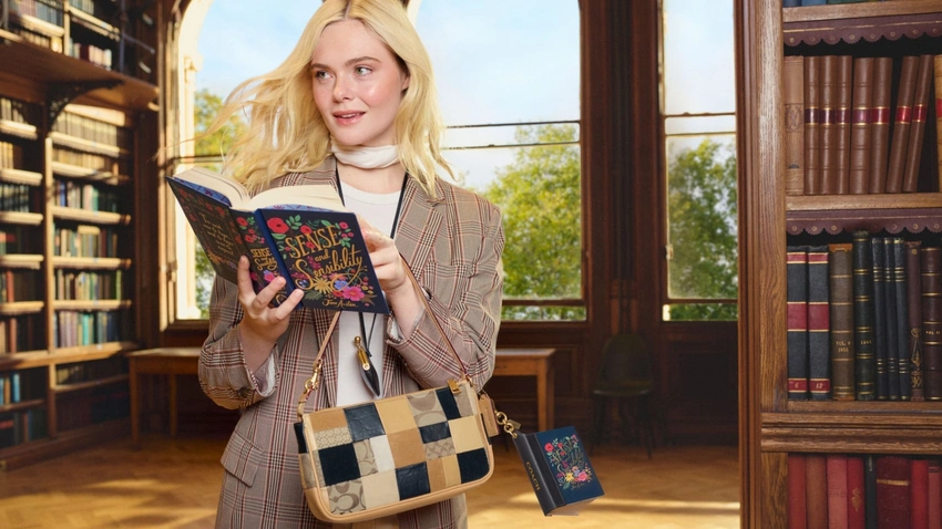 Is Your Favorite Novel Just a Fashion Accessory? The Rise of the Literary Flex