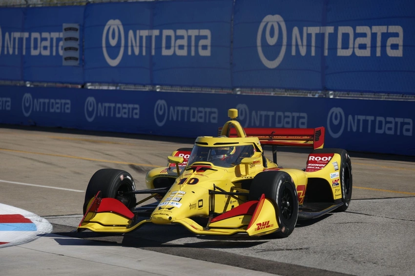 Marcus Ericsson takes first IndyCar pole at Arlington GP; McLaughlin crash reshapes grid
