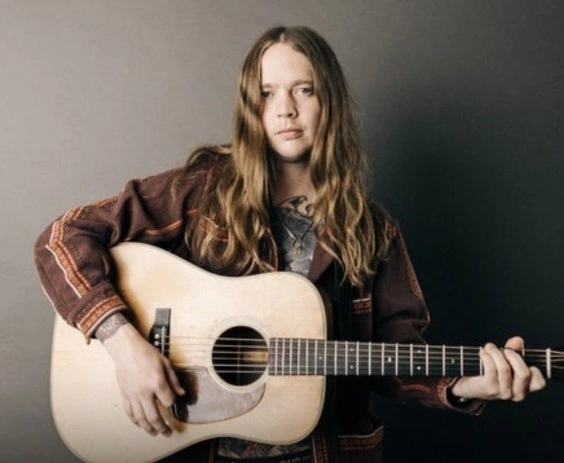 Bluegrass Star Billy Strings Unleashes Metal Mayhem at Ionia Freak Fair!