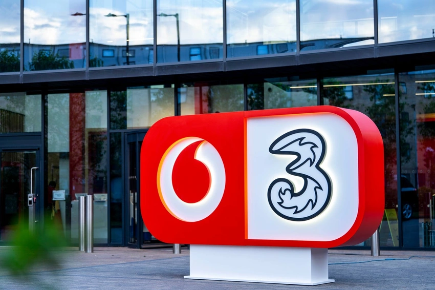 VodafoneThree Supercharges Cost Cuts to £1 BILLION by 2032! 💸