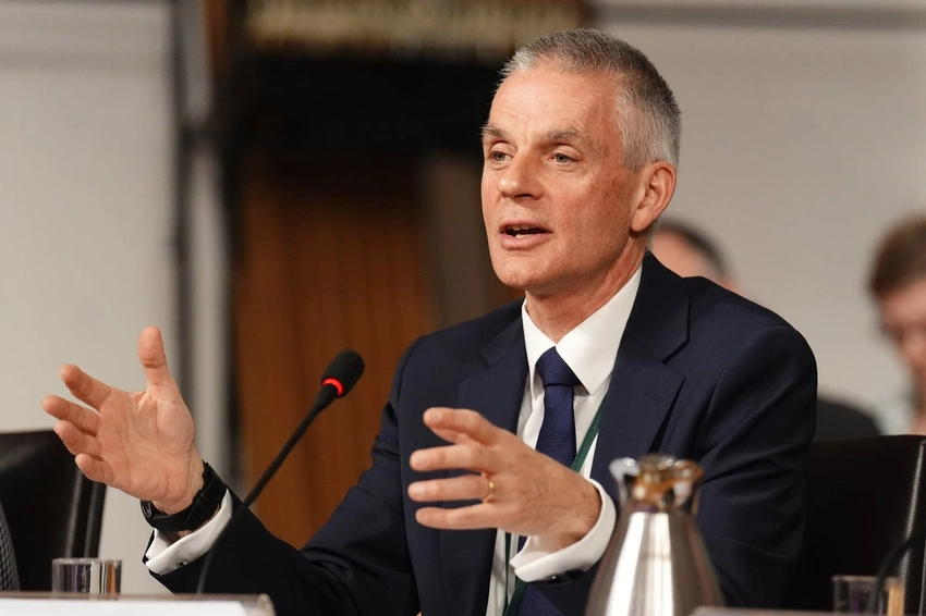 BBC chief Davie deeply regrets Bafta slur broadcast
