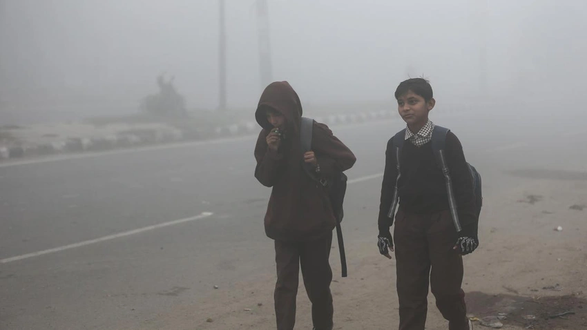 Delhi’s air turns very poor again as govt eyes shared taxis and carpool app