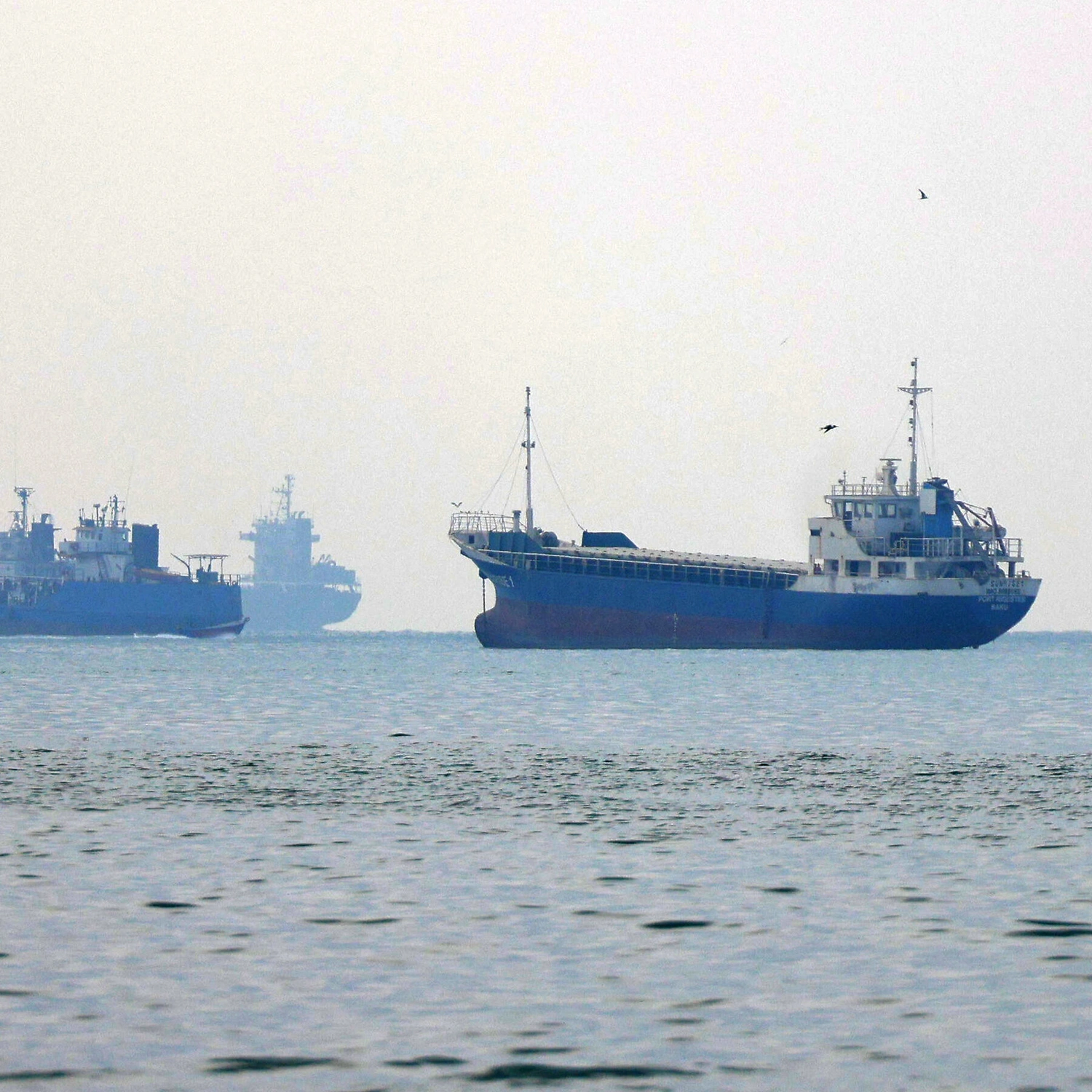 US Military Blocks 100 Ships Amid Iran Blockade! #StraitOfHormuz