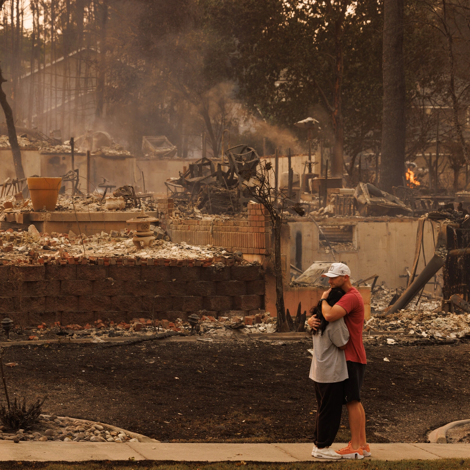 Massive Wildfires Ravage Spokane: Hundreds of Homes Lost, State of Emergency Declared