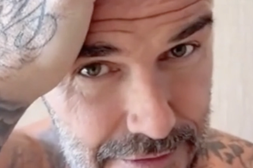 Victoria Beckham roasts David's DIY haircut in birthday post