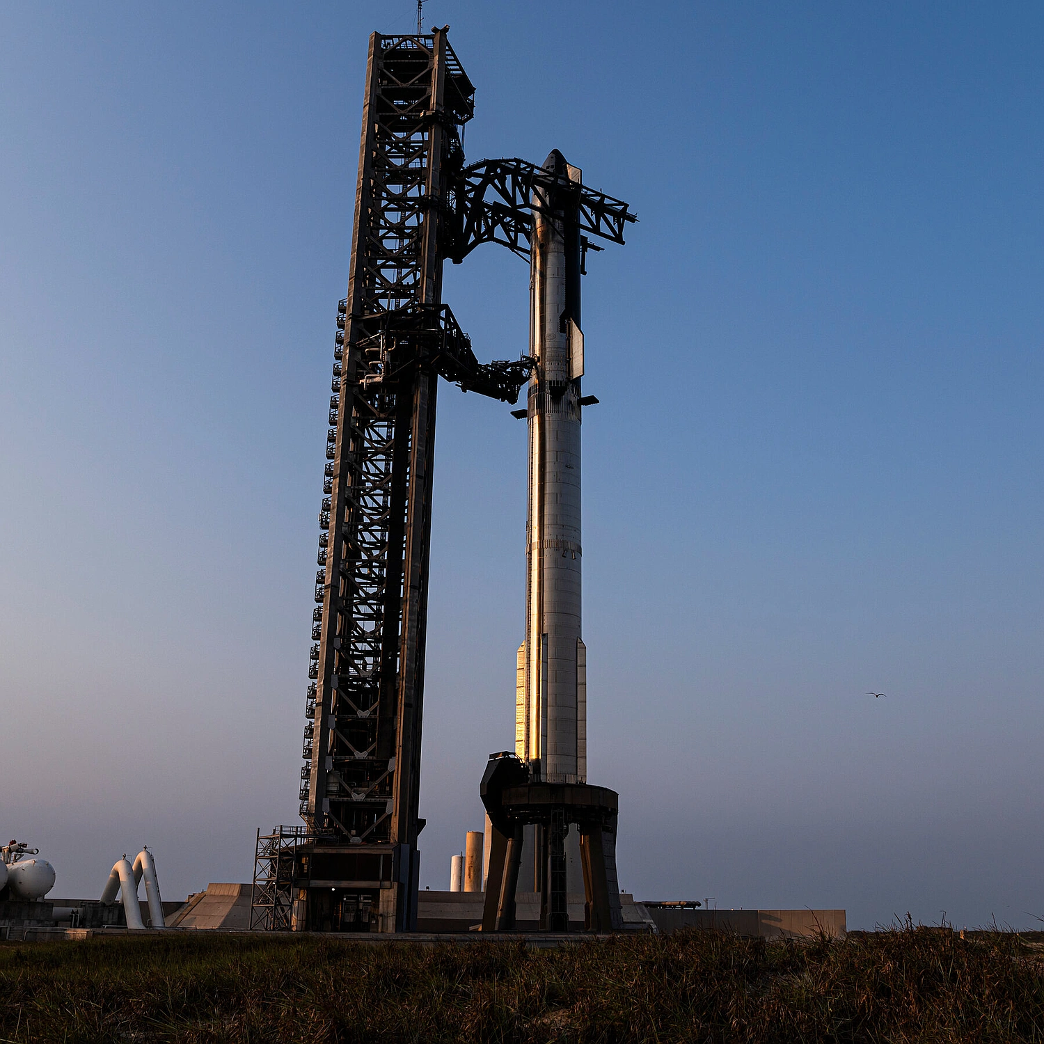 SpaceX IPO Buzz: Valuation Meets Mars Dream at a Crossroads