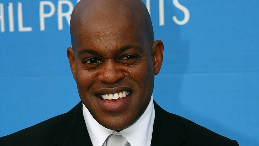 Grammy-Nominated Singer Jubilant Sykes Stabbed to Death; Son Arrested