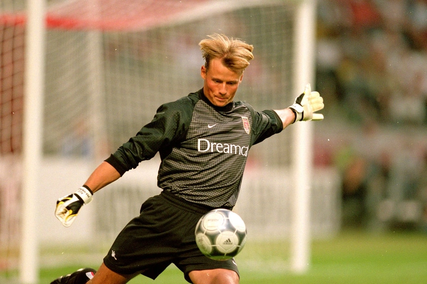 Former Arsenal and Liverpool goalkeeper Manninger dies aged 48 in car crash