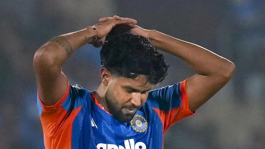 Harshit Rana Ruled Out; Siraj Replaces for T20 World Cup 2026