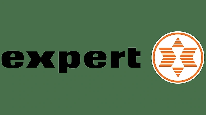 Influencer Fatigue? Why 'Expert Brands' Are the New Digital Rockstars