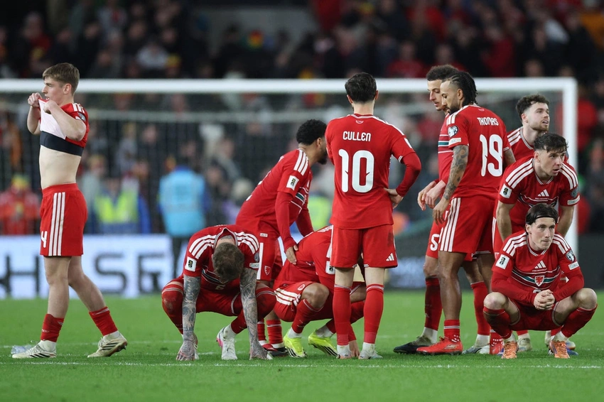 Wales fall in shootout as Bosnia seal World Cup spot