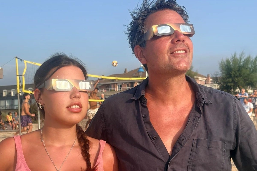 Eclipse Chase: Dad & Daughter's Spanish Adventure for a Celestial Spectacle!