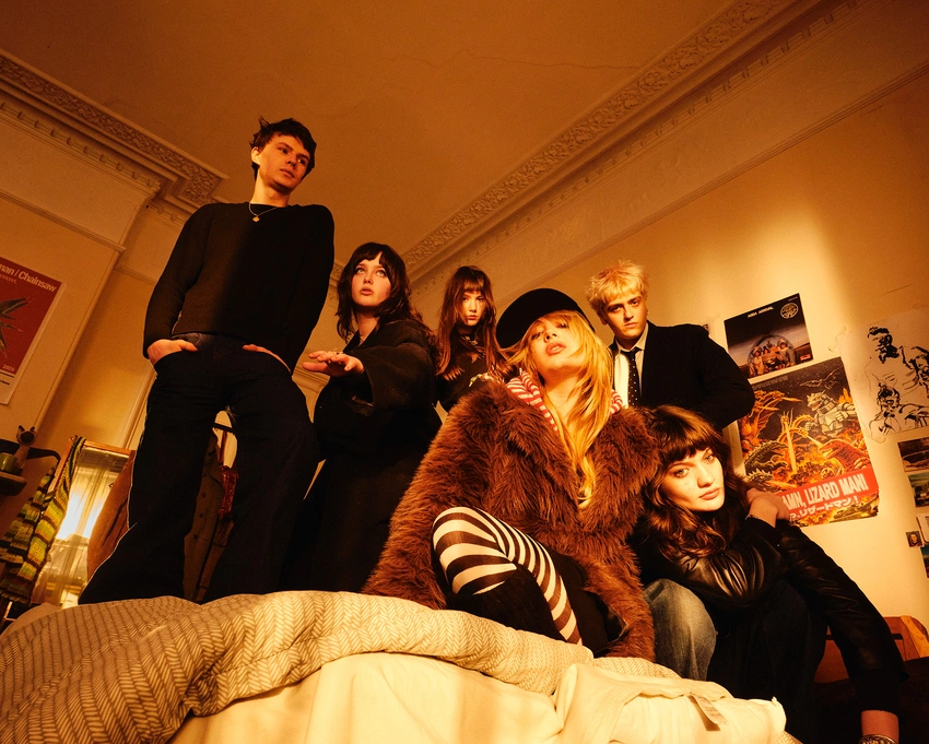 Man/Woman/Chainsaw Unveil Debut Cannonball with Nosedive Lead