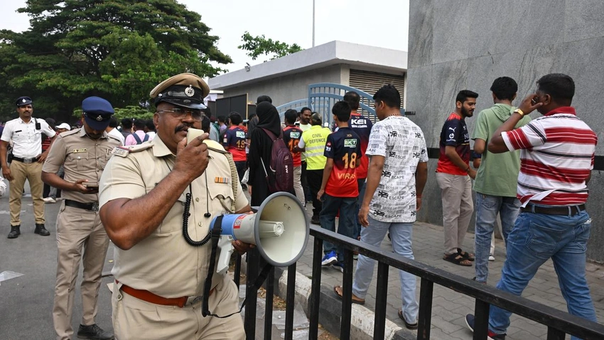 RCB chase 203 as Kohli and Padikkal shine in season opener vs SRH