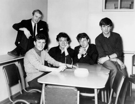 Music Legends The Hollies End Touring After 6 Decades! 🎸