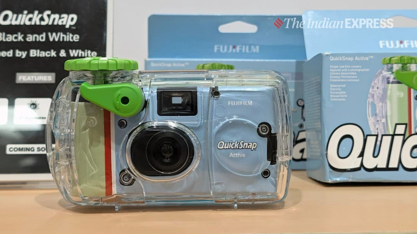Why Gen Z is Trading Smartphones for Classic Cameras: The Vintage Vibe