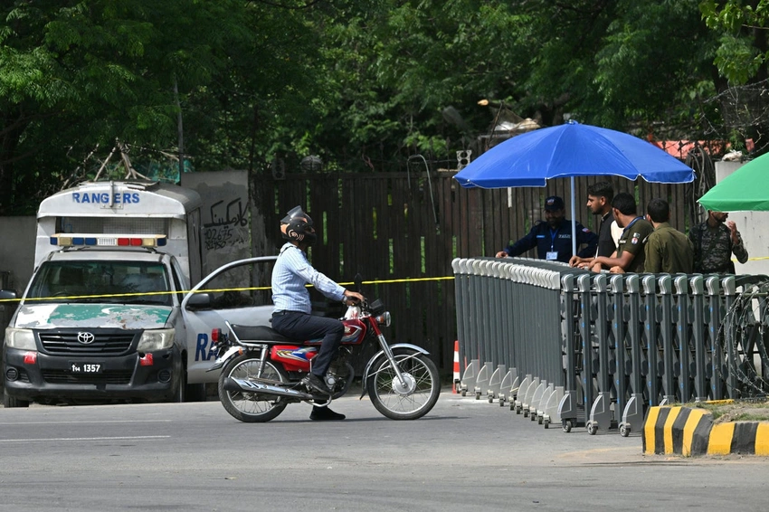 Pakistan hosts US-Iran talks as Washington pushes for a new ceasefire