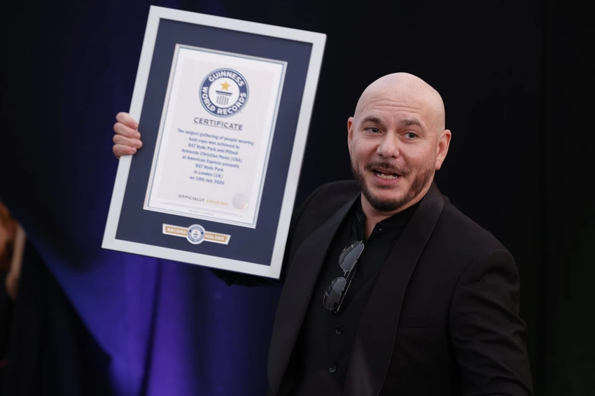 Pitbull & 22K Fans Baldly Go! New Guinness World Record Set at Hyde Park!