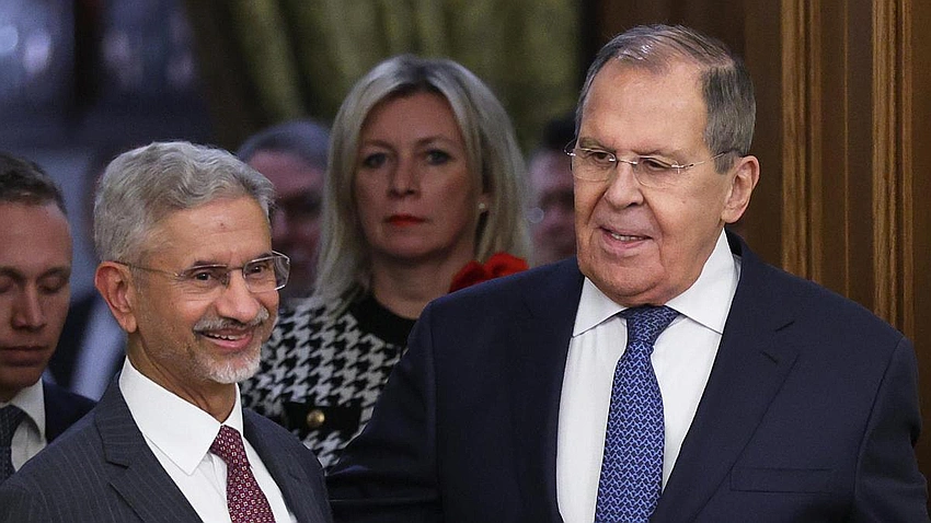 Jaishankar-Lavrov Talks in Moscow Signal New India-Russia Pacts Ahead of Putin Delhi Visit